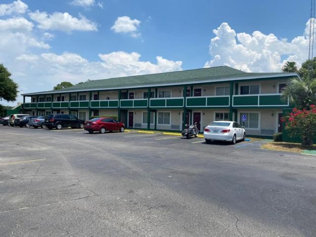 Inn On The Green Florida Tavares Esterno foto